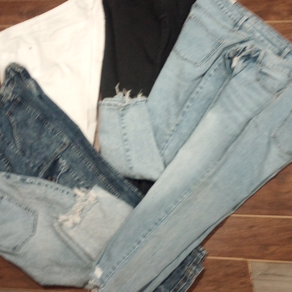 6 pairs of size 12 cropped jeans capris